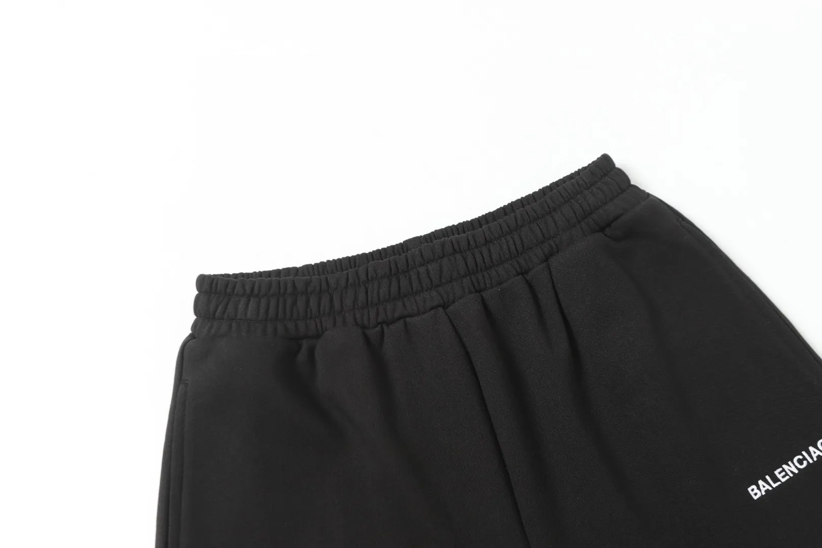 Quality🔥Classic 。 ，420g ， 。 ， Versatile， ， 99%。 、 、 、1:1 ， ， 。 ， Same Style ：630# Sizes：XS.S.M.L ：Black、 、
